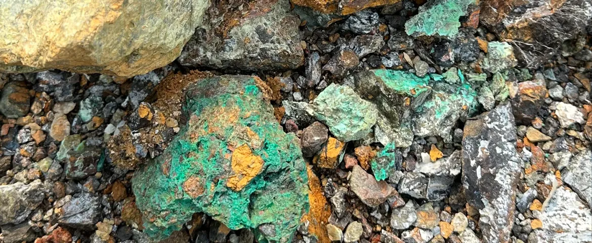 Batuan Nikel Garnierit